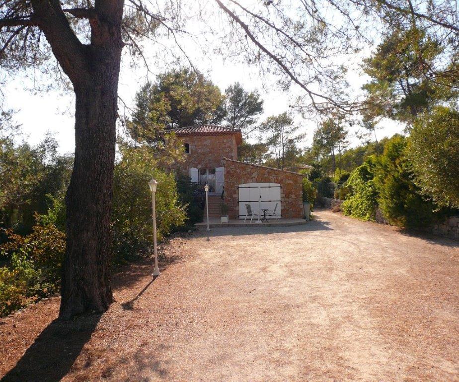 Bastide De L'Ovalie Gites Bagnols-en-Forêt 외부 사진